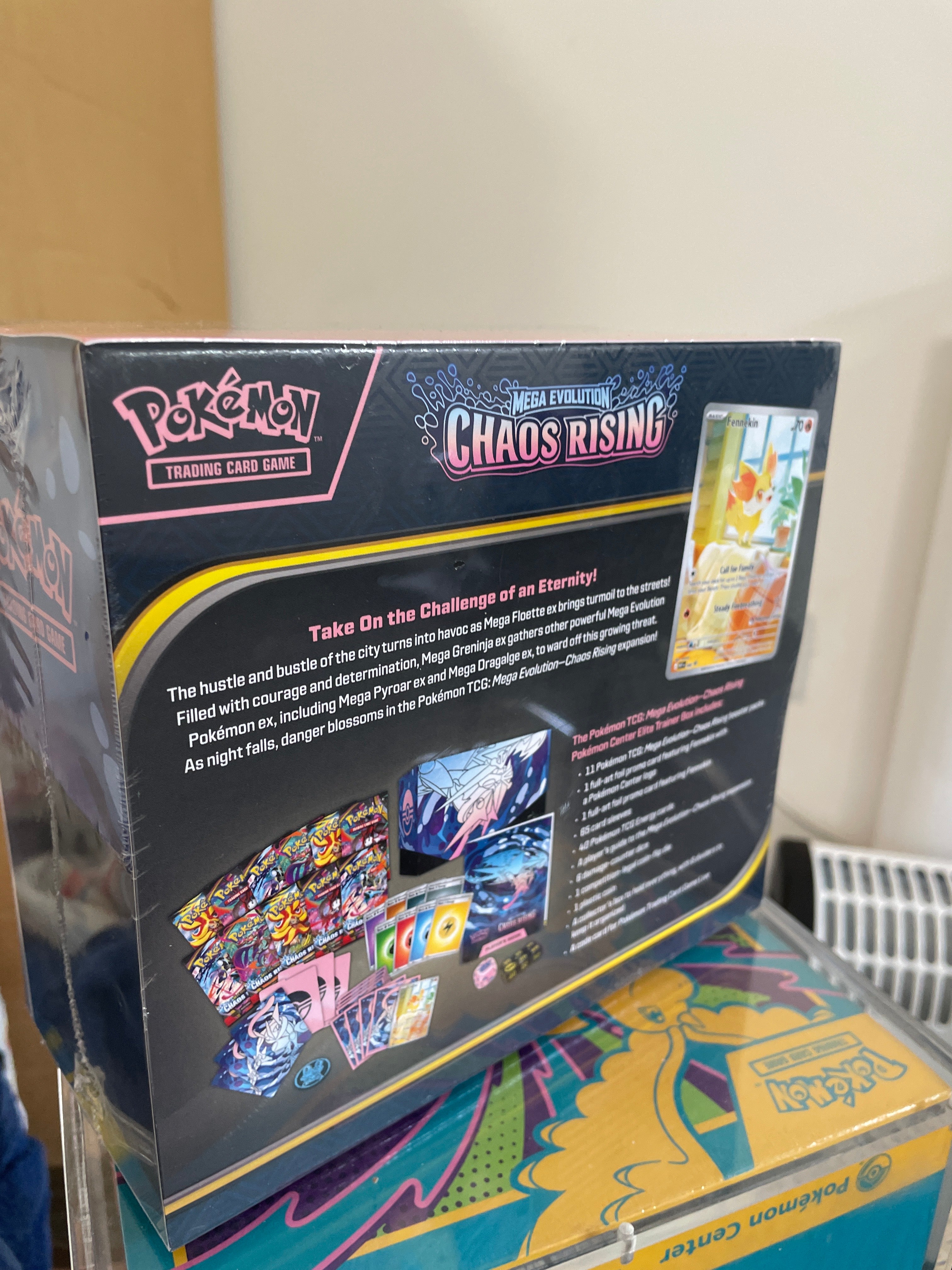 Pokémon Center Chaos Rising ETB